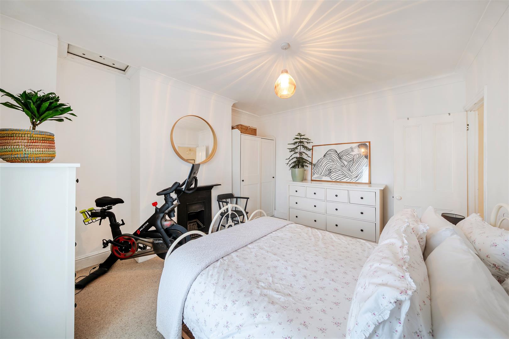 Bryn Y Don Road, Mount Pleasant, Swansea, SA1 6YA